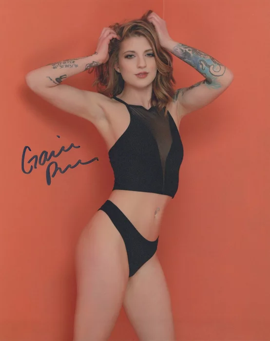 Gaia Rae autograph