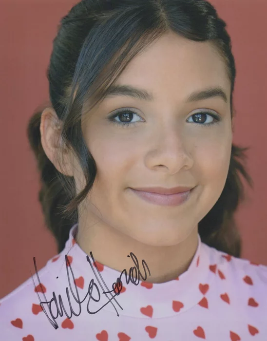 Hailey Hermida autograph