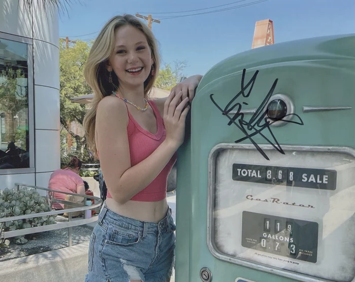 Lily Brooks O'Briant autograph