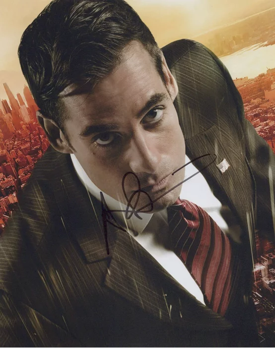 Adrian Pasdar autograph