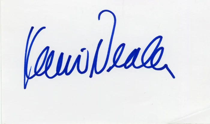 Kevin Nealon autograph