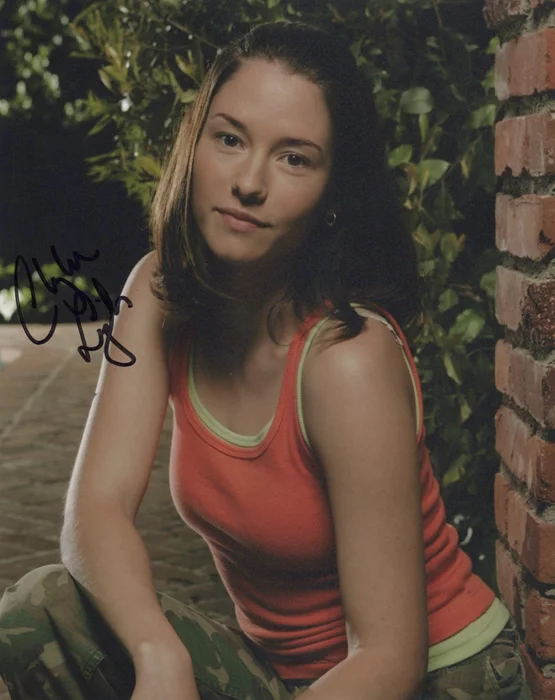 Chyler Leigh autograph