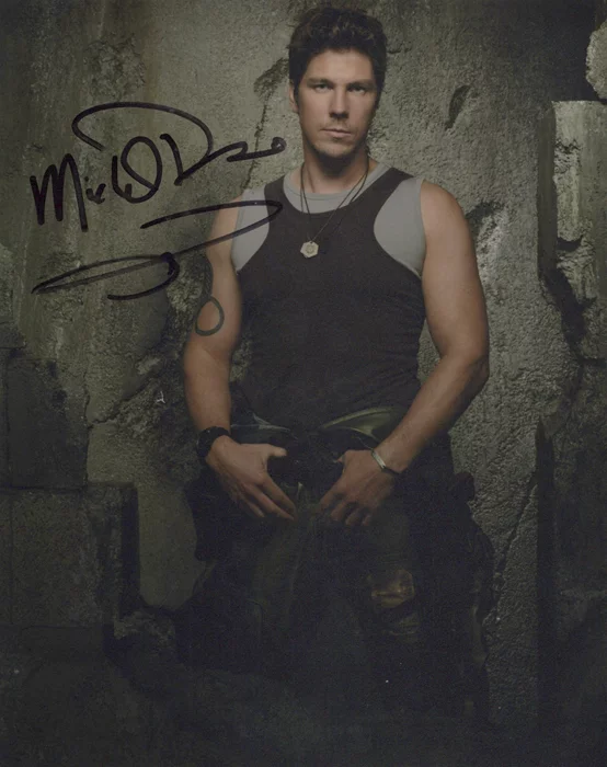 Michael Trucco autograph