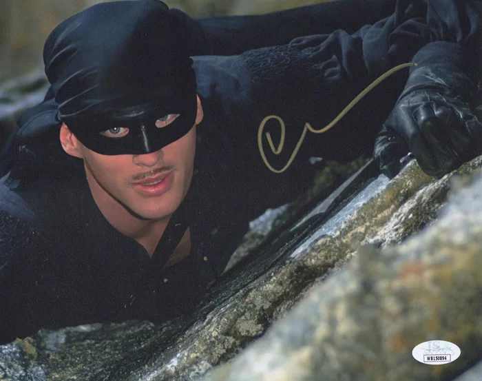 Cary Elwes autograph