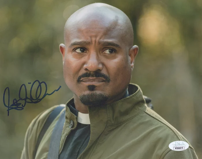 Seth Gilliam autograph