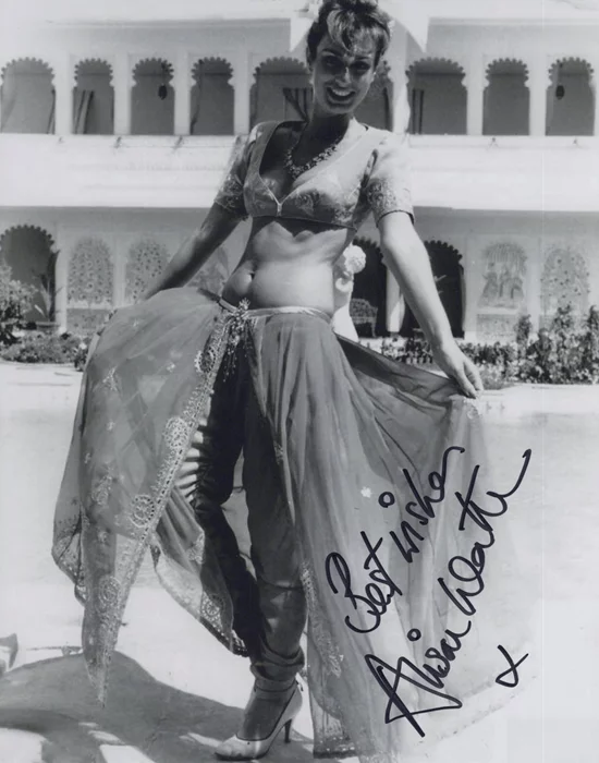 Alison Worth autograph