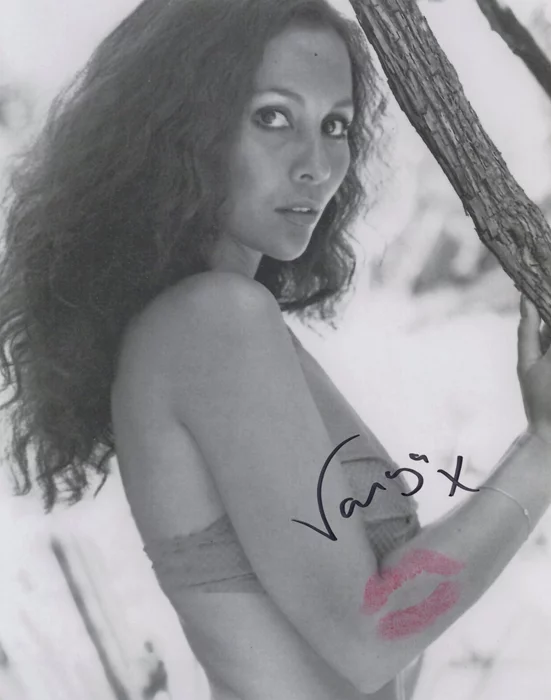 Vanya Seager autograph