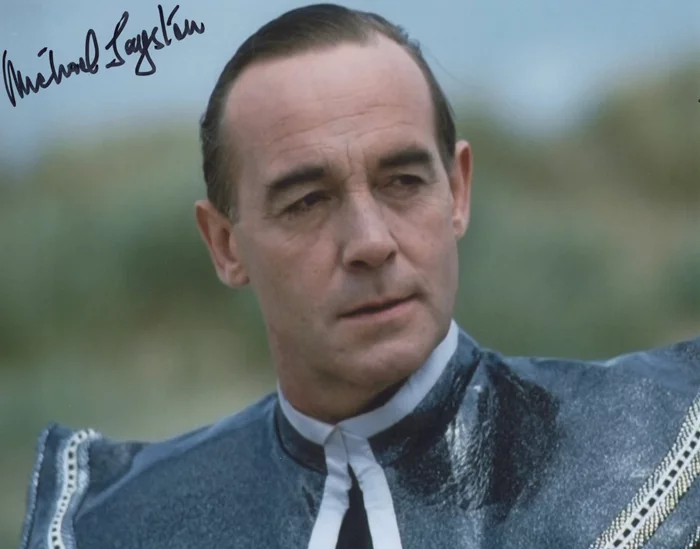 Michael Jayston autograph