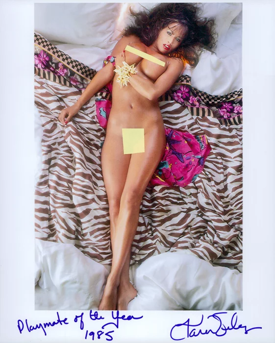 Karen Velez autograph