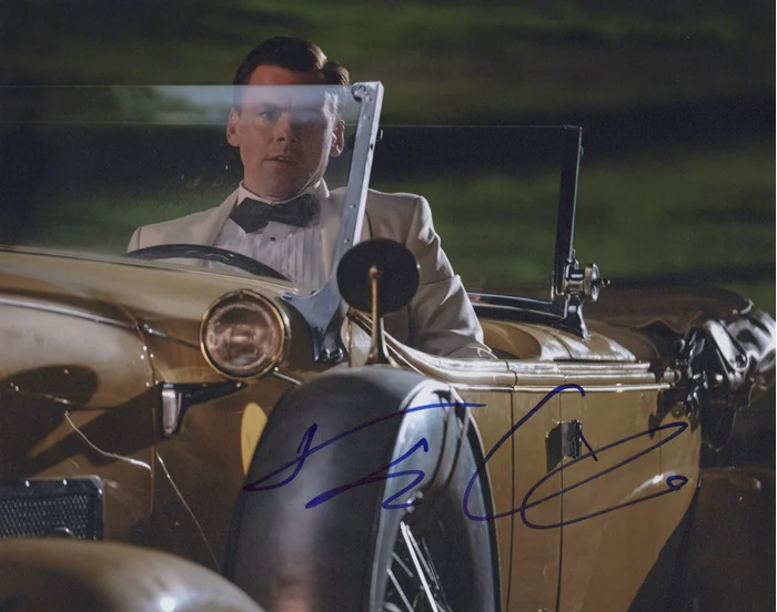 Tommy Dewey autograph