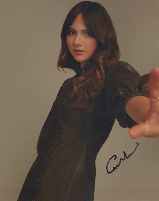 Emilia Jones autograph