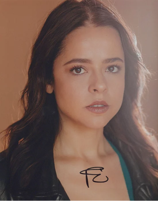 Emma Ramos autograph
