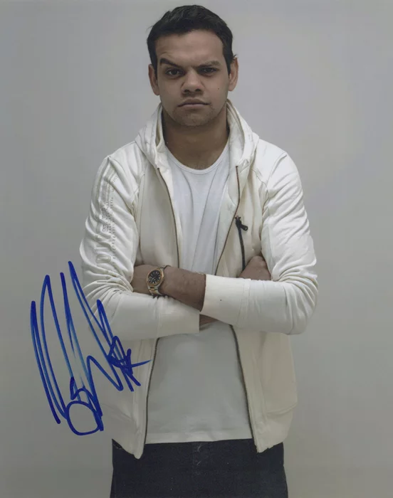 Meyne Wyatt autograph