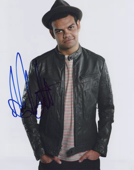 Meyne Wyatt autograph