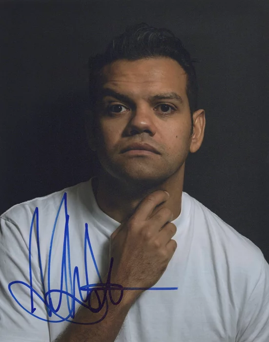 Meyne Wyatt autograph