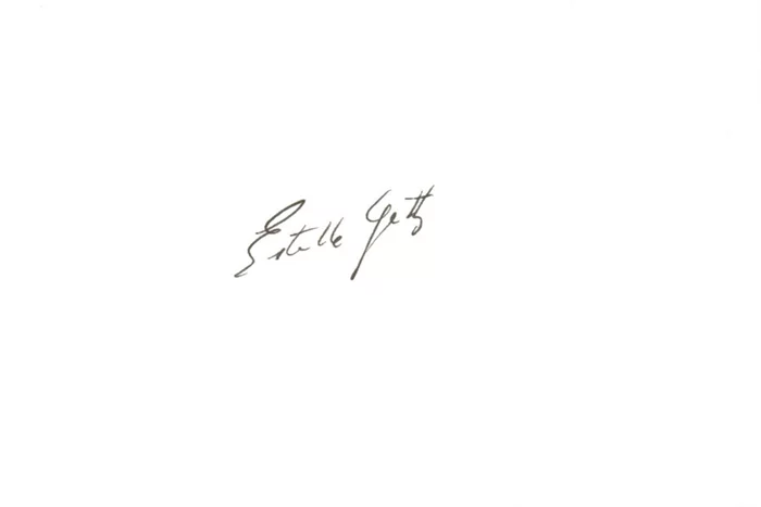 Estelle Getty autograph