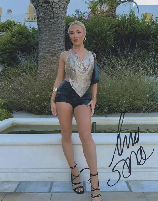 Anna Sophia autograph