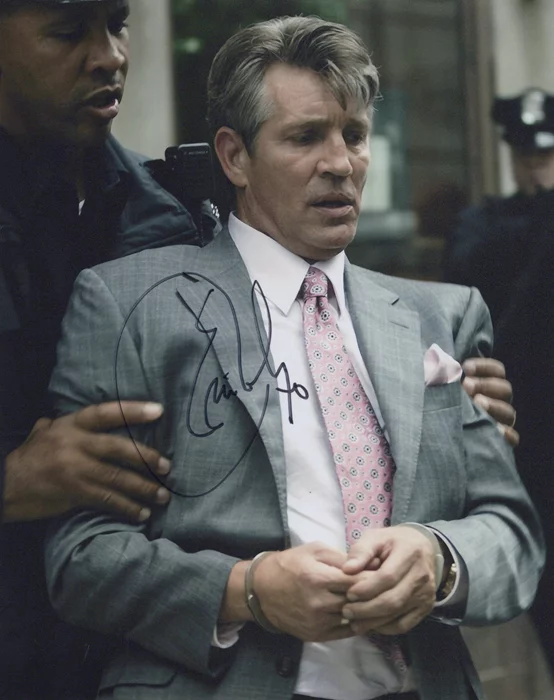 Eric Roberts autograph