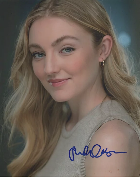 Charlotte Creaghan autograph