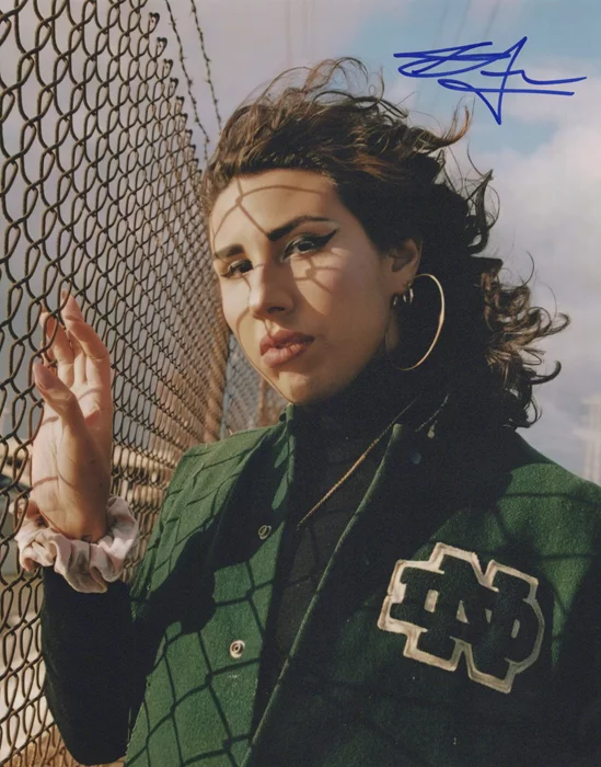 River Gallo autograph
