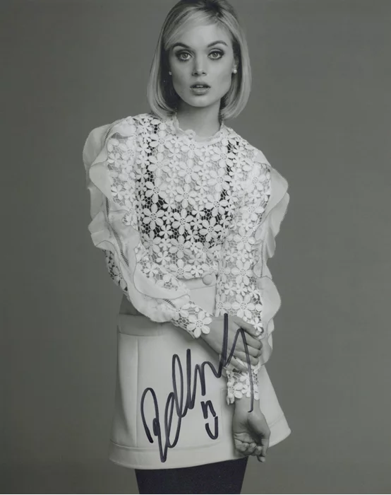 Bella Heathcote autograph