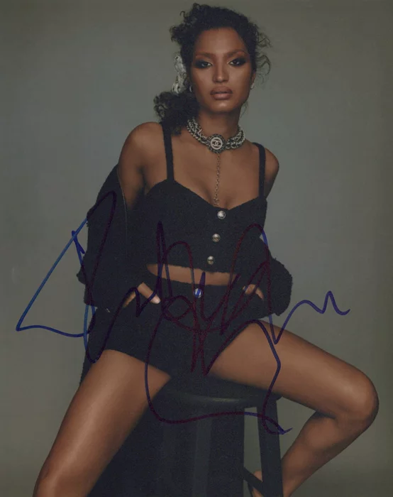 Indya Moore autograph