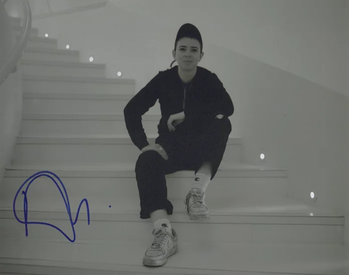 Molly Manning Walker autograph