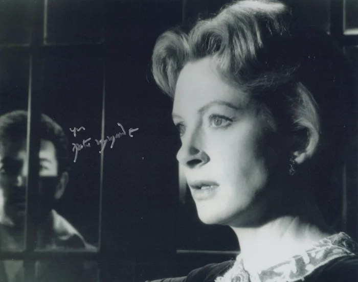 Peter Wyngarde autograph