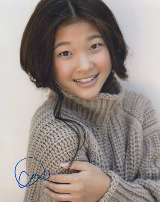 Caitlin Kim autograph