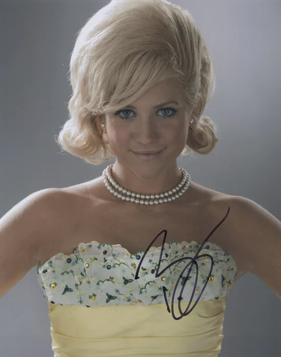 Brittany Snow autograph