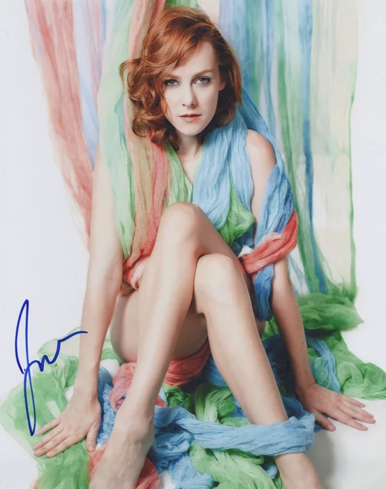 Jena Malone autograph