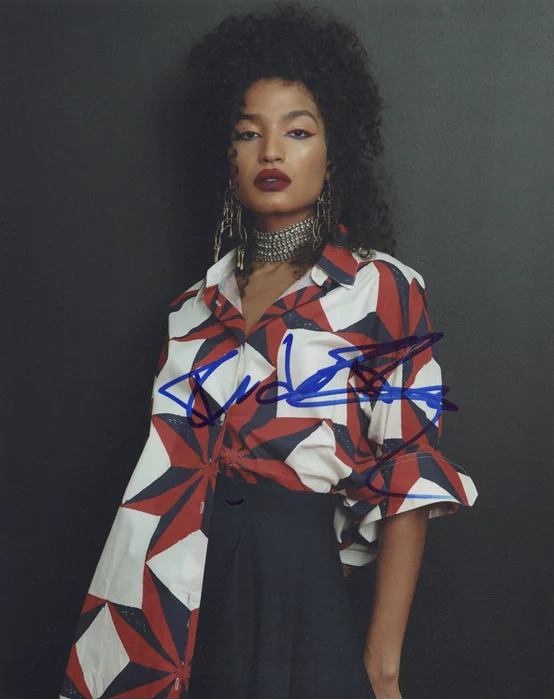 Indya Moore autograph