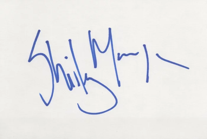 Shirley Manson autograph