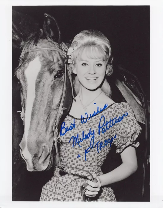 Melody Patterson autograph