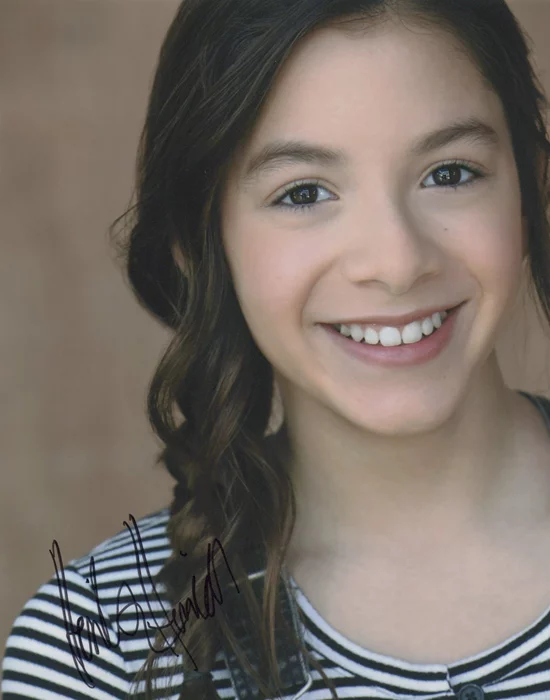 Hailey Hermida autograph