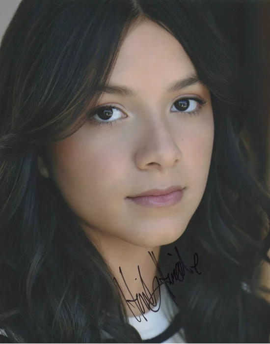 Hailey Hermida autograph