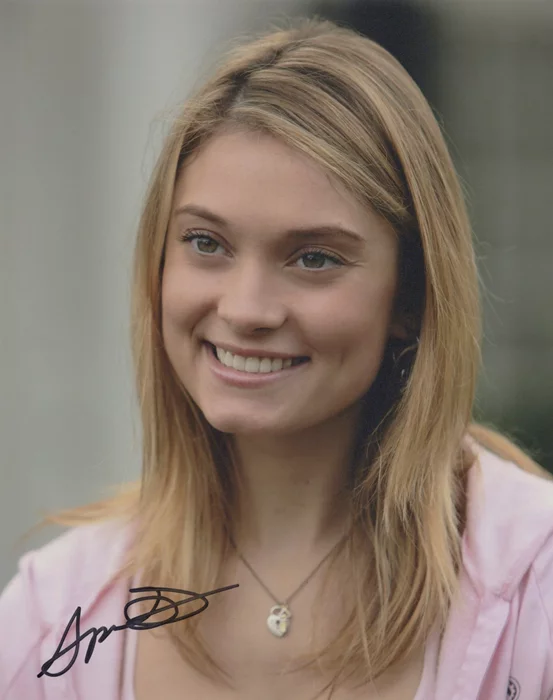 Spencer Grammer autograph