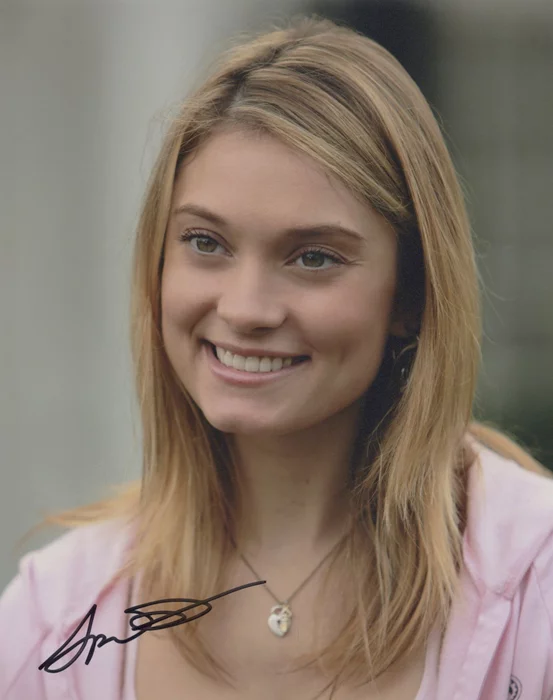 Spencer Grammer autograph