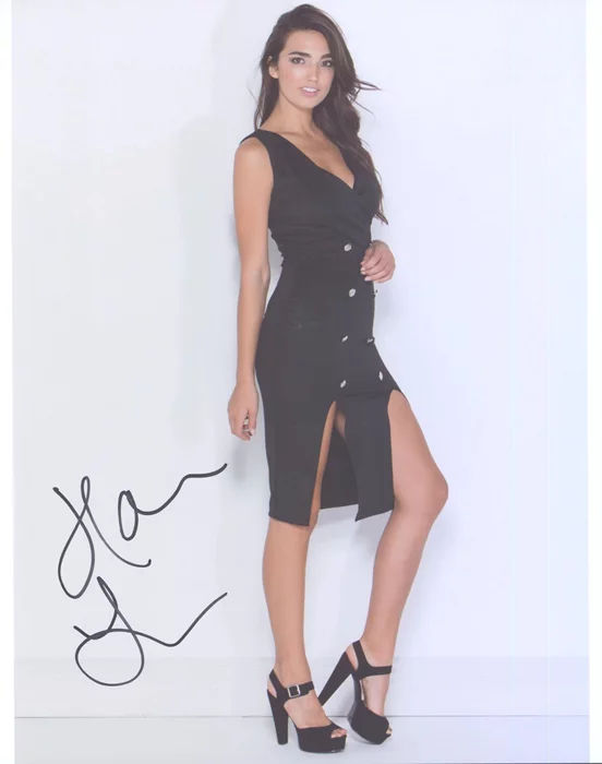 Hailee Keanna Lautenbach autograph