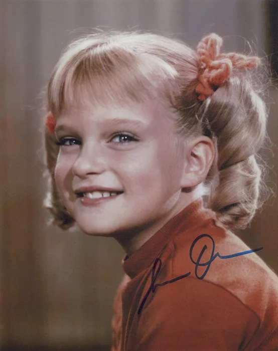 Susan Olsen autograph