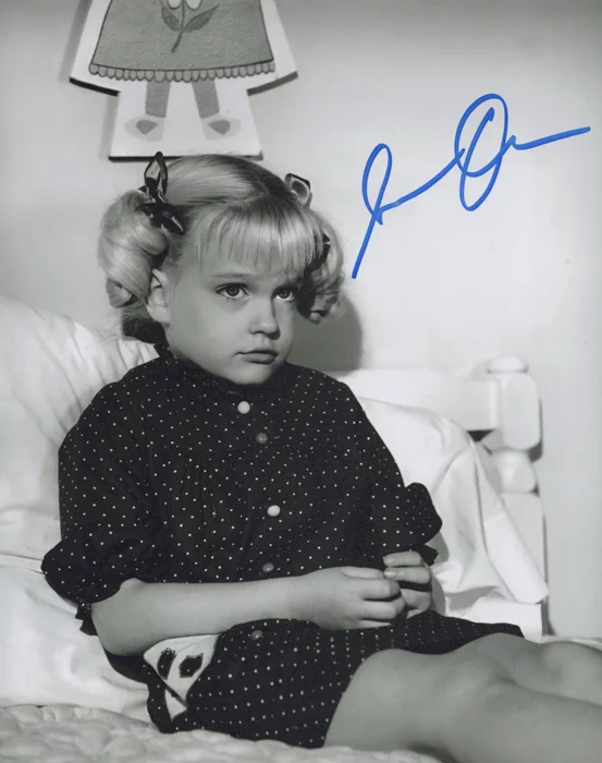 Susan Olsen autograph