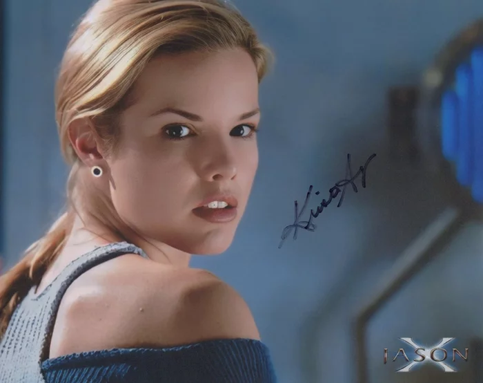 Kristi Angus autograph