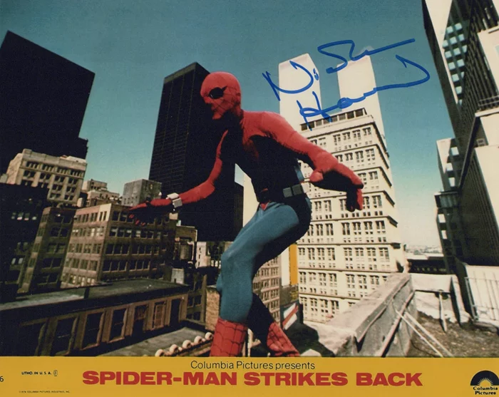 Nicholas Hammond autograph