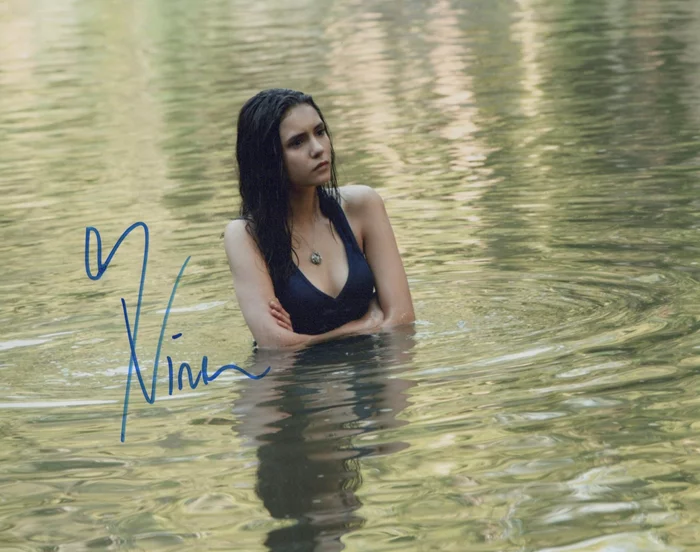 Nina Dobrev autograph