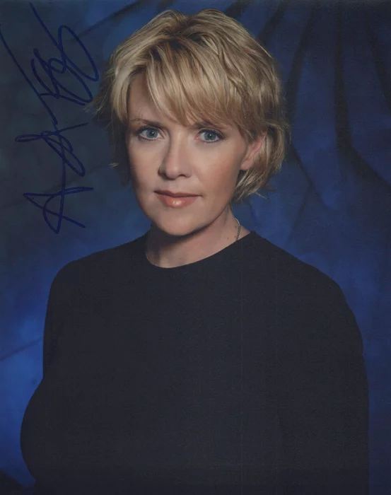 Amanda Tapping autograph