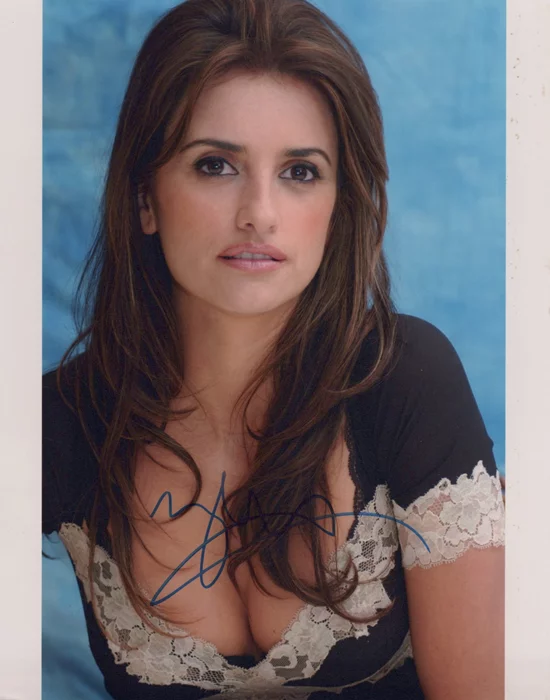 Penelope Cruz autograph
