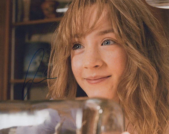 Saoirse Ronan autograph