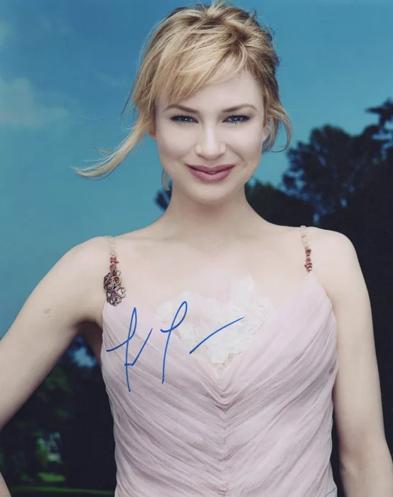 Renee Zellweger autograph