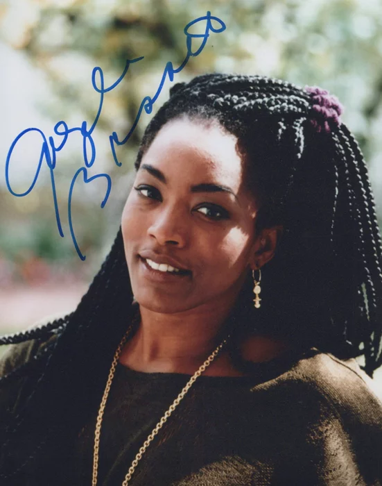 Angela Bassett autograph