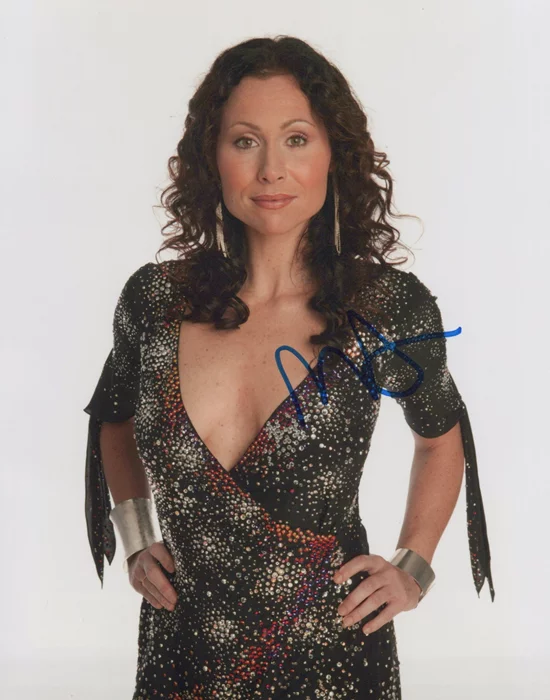 Minnie Driver autograph